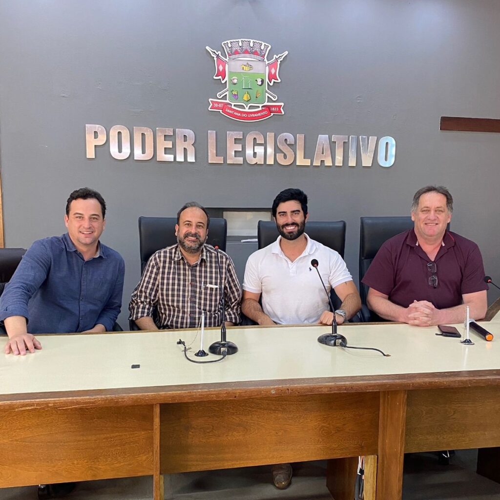 Plínio Corral palestra sobre revestimento para estradas de terra no 1º Fórum de Estradas Rurais